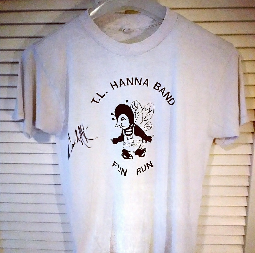 Cuba Gooding Jr., RADIO signed t-shirt autograph - Picture 4 of 7